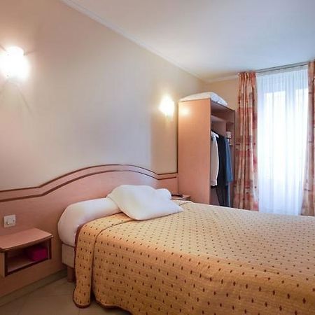 Marciano Hotel Gare Du Nord Paris Værelse billede